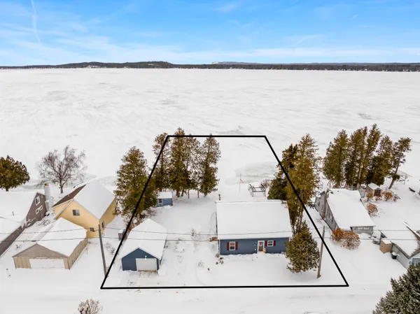 $1,010,000 | 7954 Cedar Street, Beulah, MI 49617