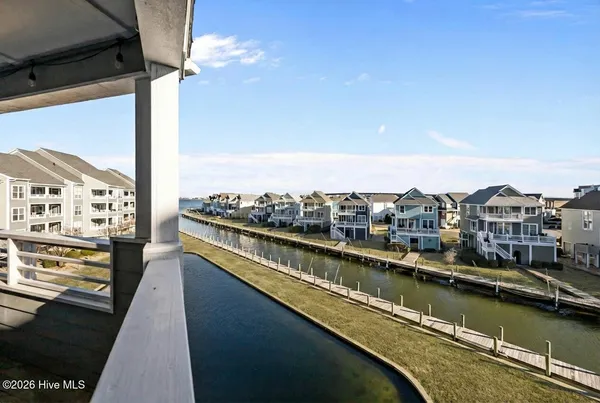 $450,000 | 631 Pirates Way, Manteo, NC 27954