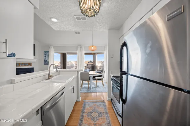 $475,000 | 631 Pirates Way, Manteo, NC 27954