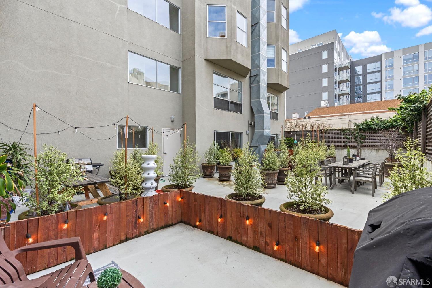 1720 Clay Street, Unit 8 San Francisco, CA 94109 - Photo 25 of 37 a house view with a outdoor space