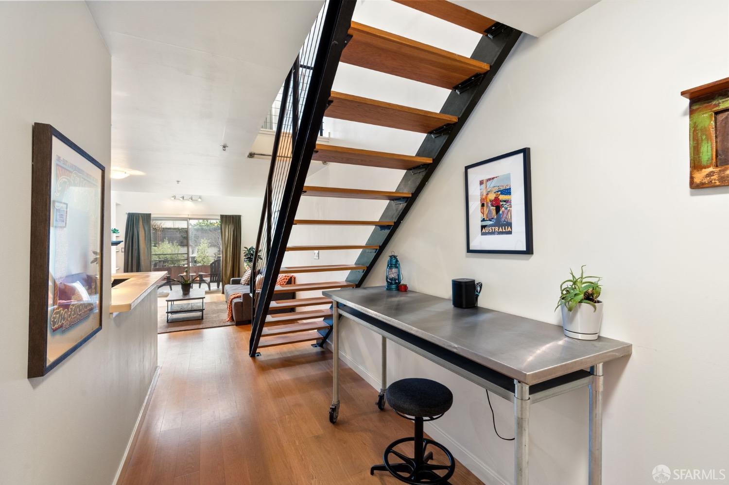 1720 Clay Street, Unit 8 San Francisco, CA 94109 - Photo 10 of 37 a view of entryway and hall