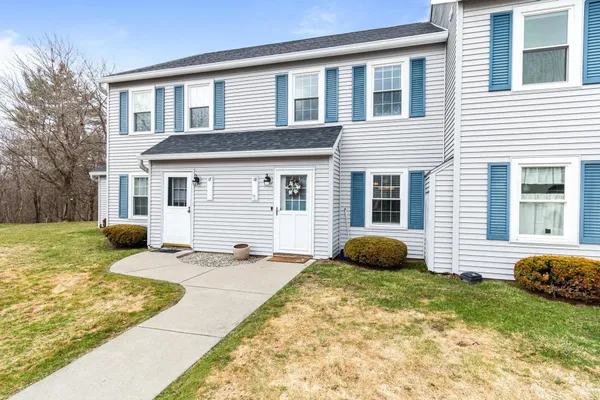 $324,900 | 34 Brickyard Road, Unit 18, Essex Junction, VT 05452