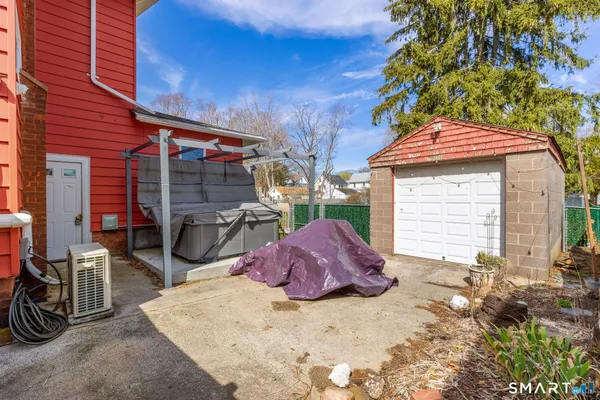 $325,000 | 29 Chestnut Street, West Haven, CT 06516