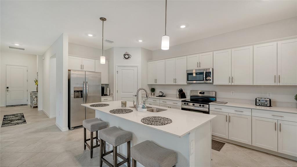 10896 Pinot Drive Venice, FL 34293 - Photo 15 of 70