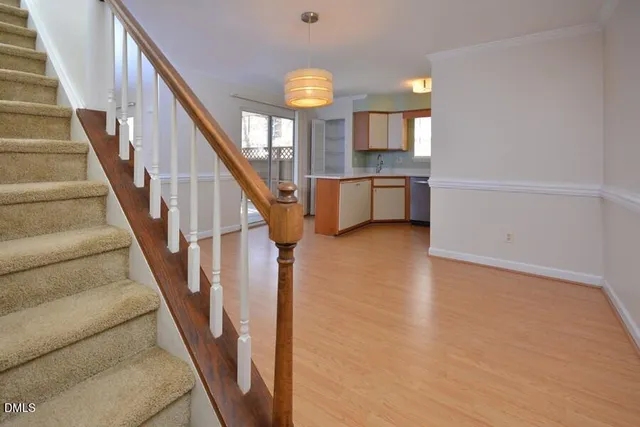 $1,800 | 425 Summerwalk Circle, Chapel Hill, NC 27517