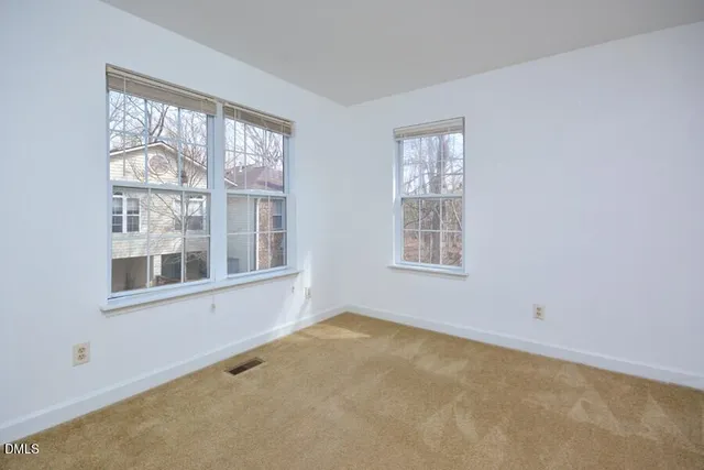 $1,800 | 425 Summerwalk Circle, Chapel Hill, NC 27517