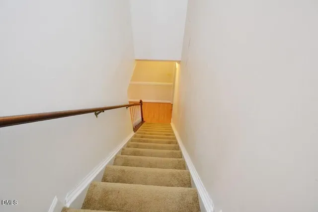 $1,800 | 425 Summerwalk Circle, Chapel Hill, NC 27517