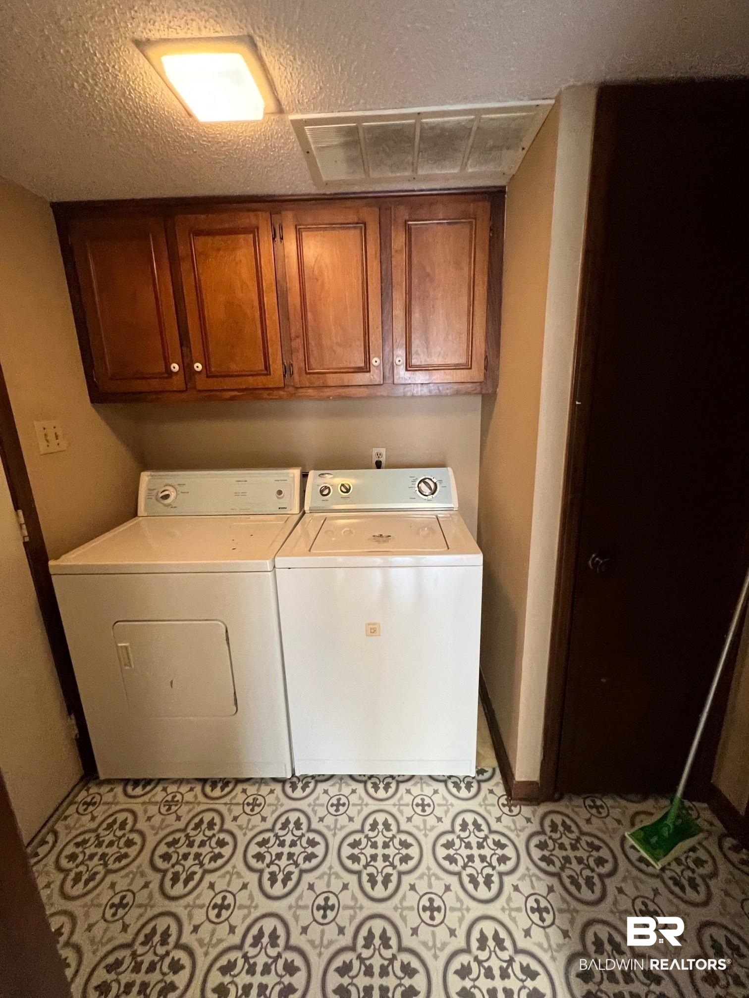 6513 Cedar Bend Court, Unit 6513A Mobile, AL 36608 - Photo 6 of 11