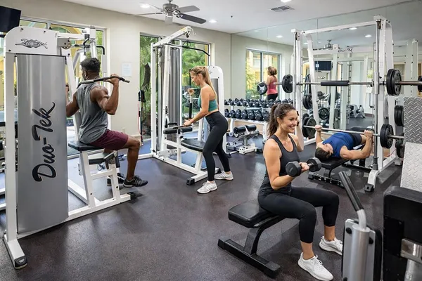 $1,725 | 860 North Orange Avenue, Unit 440, Orlando, FL 32801