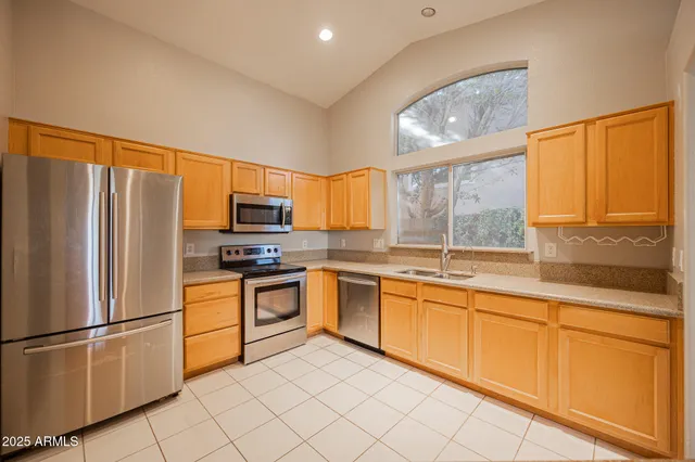 $2,395 | 4284 East Harwell Court, Gilbert, AZ 85234