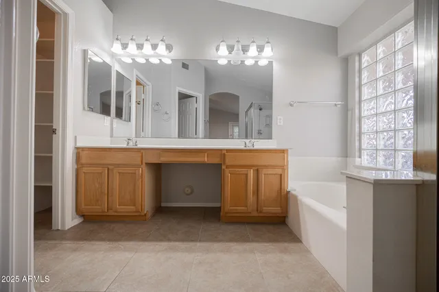 $2,395 | 4284 East Harwell Court, Gilbert, AZ 85234