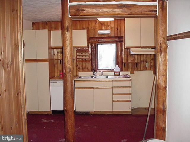 2712 Burma Road Columbia, PA 17512 - Photo 4 of 14 Gallery Image 4