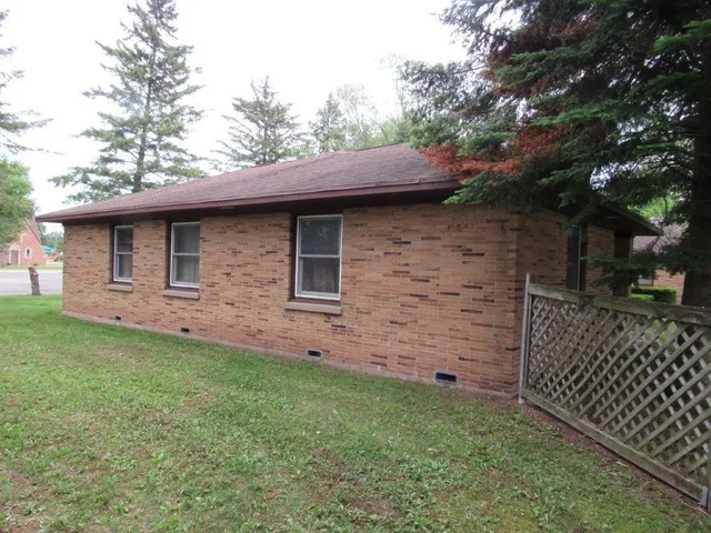 $199,900 | 510 East Main Street, Suring, WI 54174