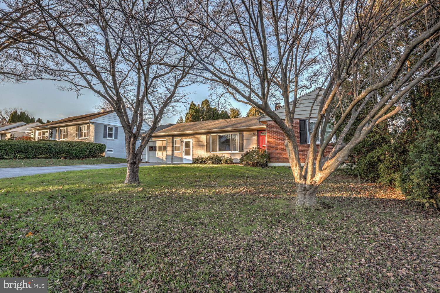 1565 Ridgeview Avenue Lancaster, PA 17603 - Photo 1 of 31 Gallery Image 1