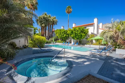 $299,900 | 280 South Avenida Caballeros, Unit 214, Palm Springs, CA 92262