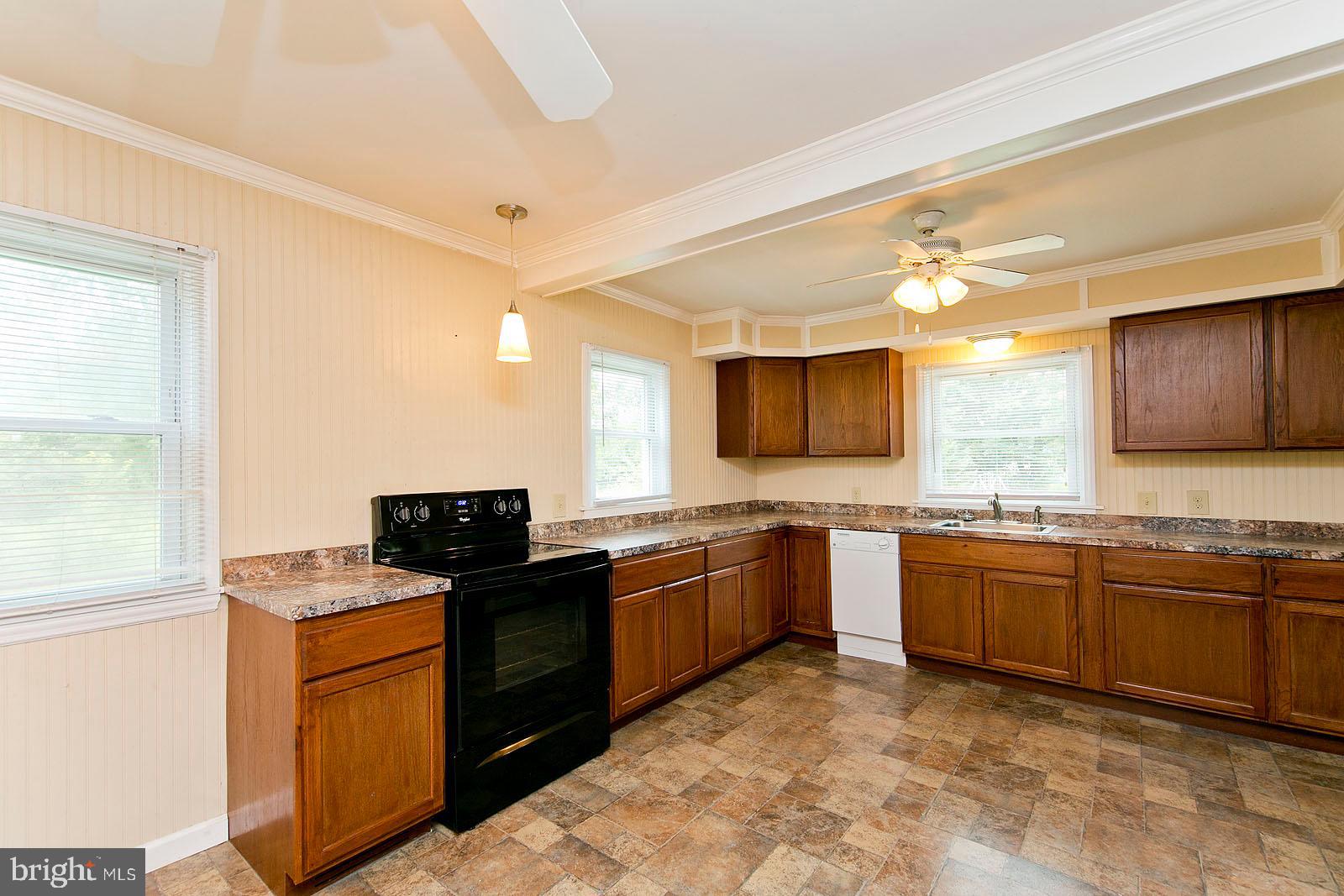 482 Stephenson Road Stephenson, VA 22656 - Photo 7 of 49 Gallery Image 7