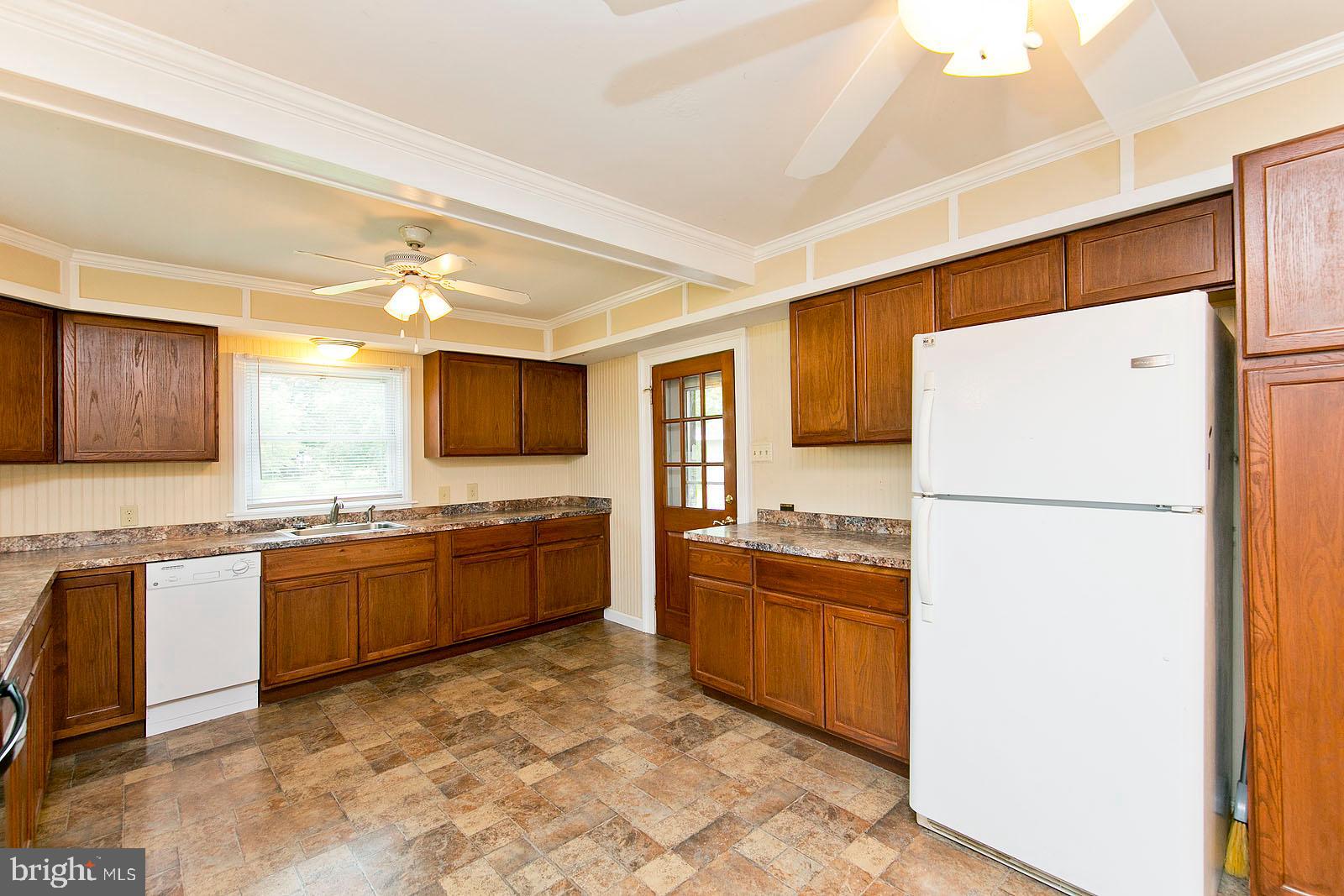 482 Stephenson Road Stephenson, VA 22656 - Photo 8 of 49 Gallery Image 8