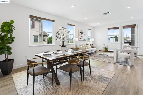 $959,000 | 241 North N Street, Livermore, CA 94551