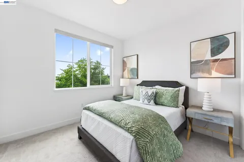 $959,000 | 241 North N Street, Livermore, CA 94551