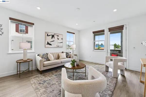 $989,000 | 241 North N Street, Livermore, CA 94551