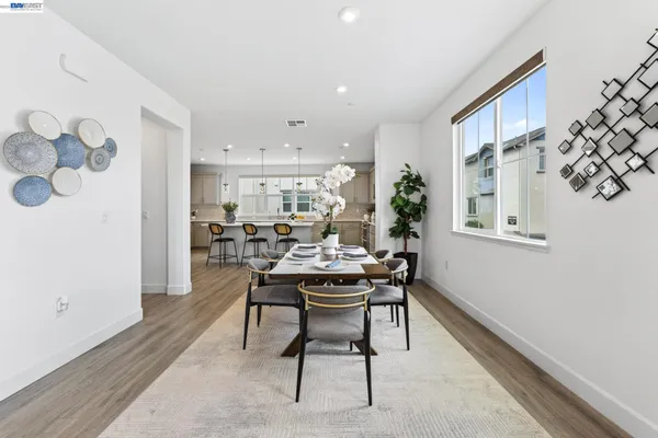 $989,000 | 241 North N Street, Livermore, CA 94551