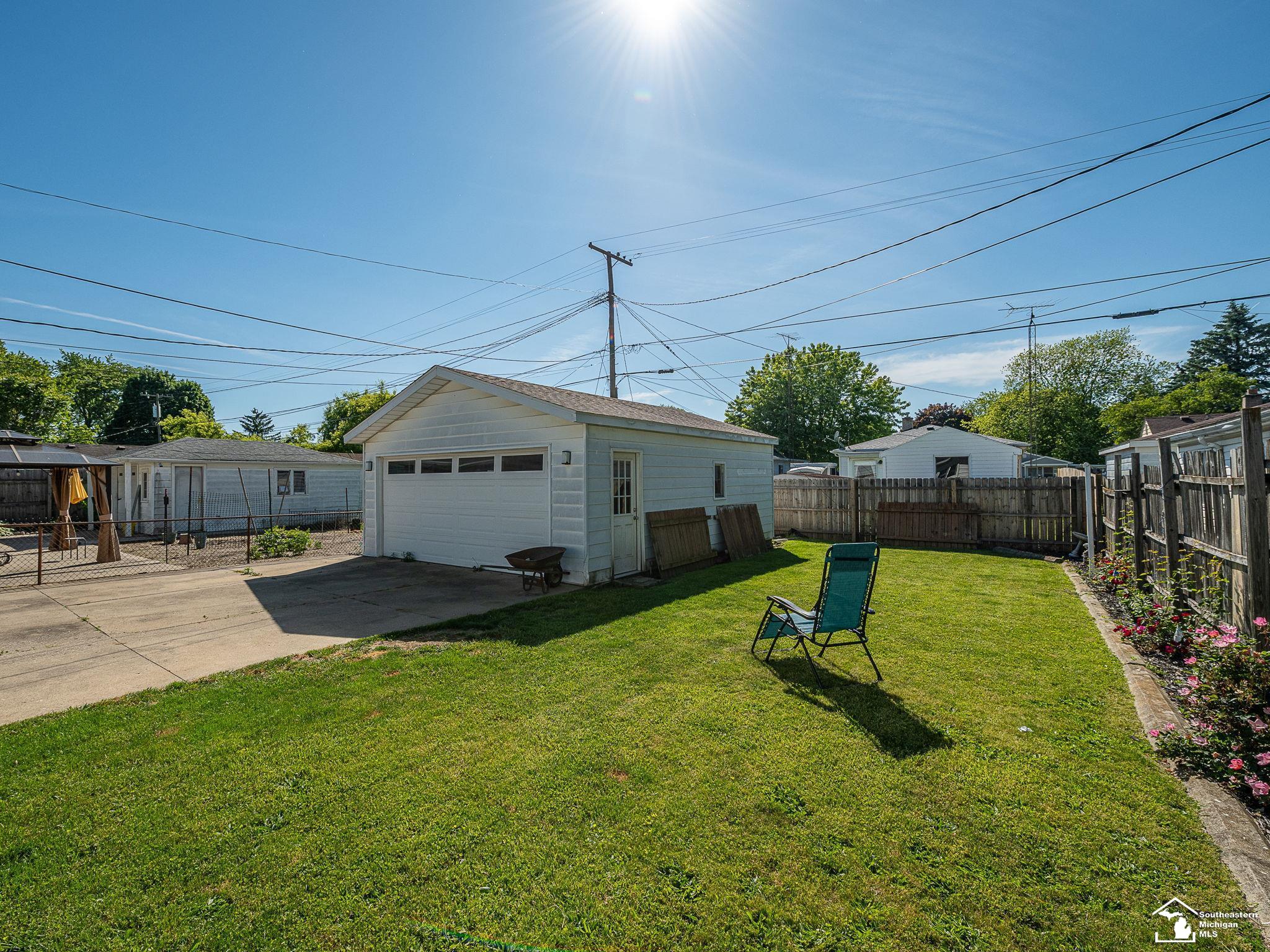 1263 Maple Boulevard Monroe, MI 48162 - Photo 28 of 33