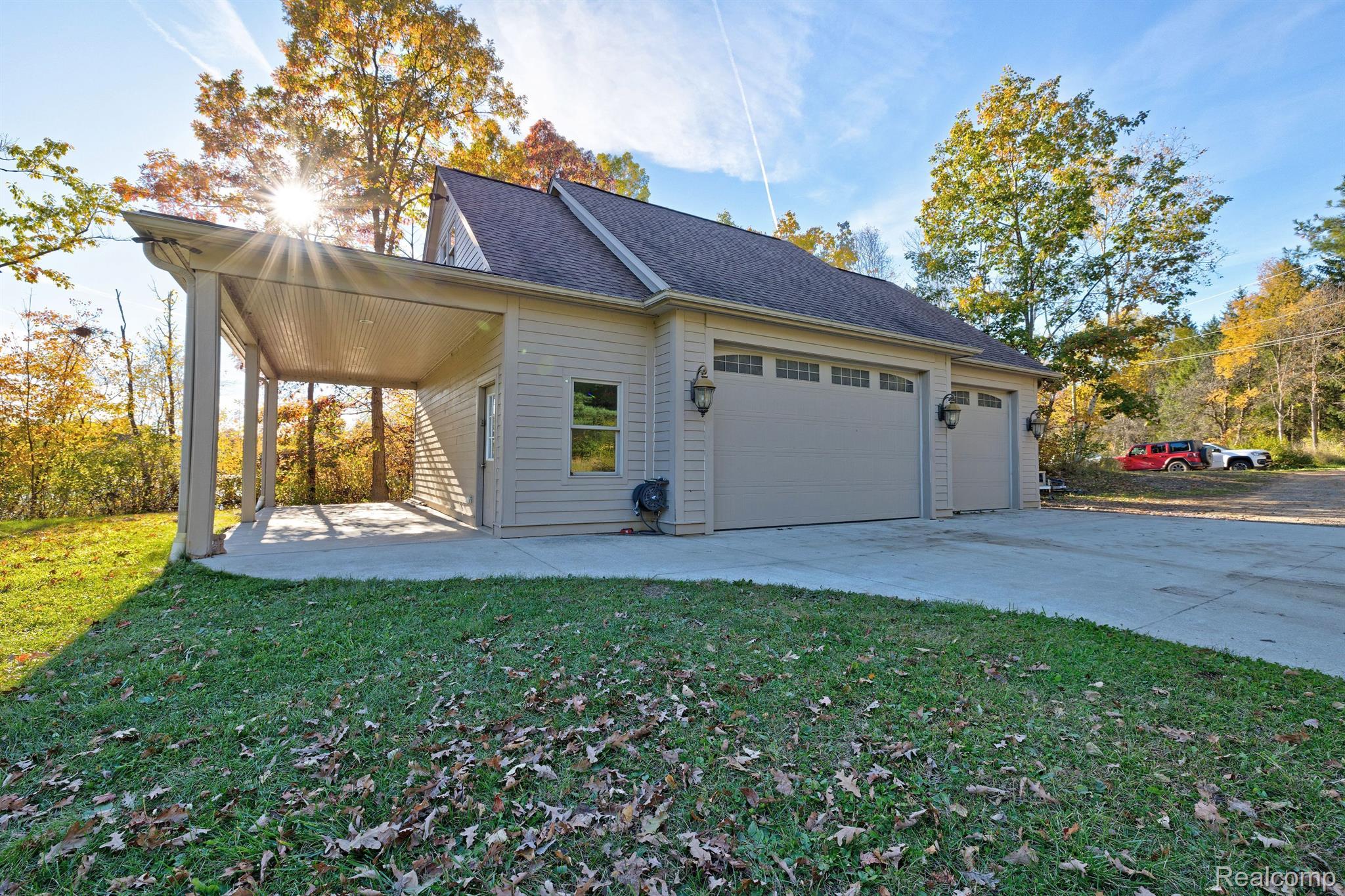 1372 McKail Road Leonard, MI 48367 - Photo 75 of 92 2nd garage with loft