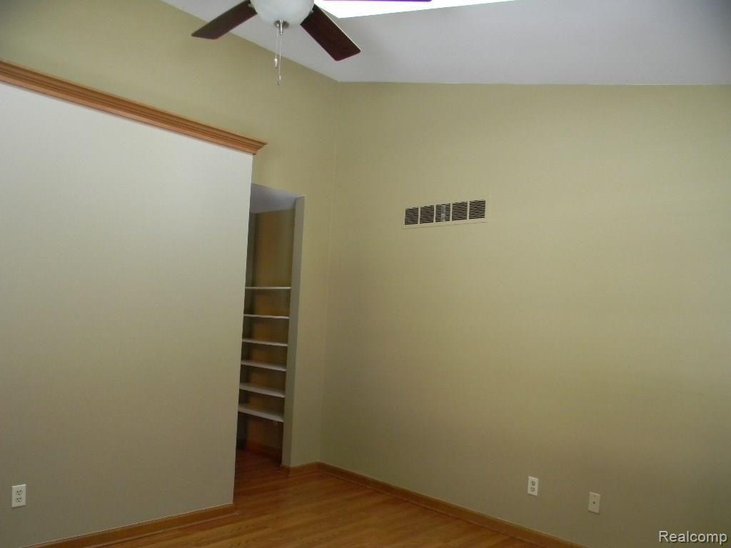 793 North Adams Road Rochester, MI 48309 - Photo 7 of 12