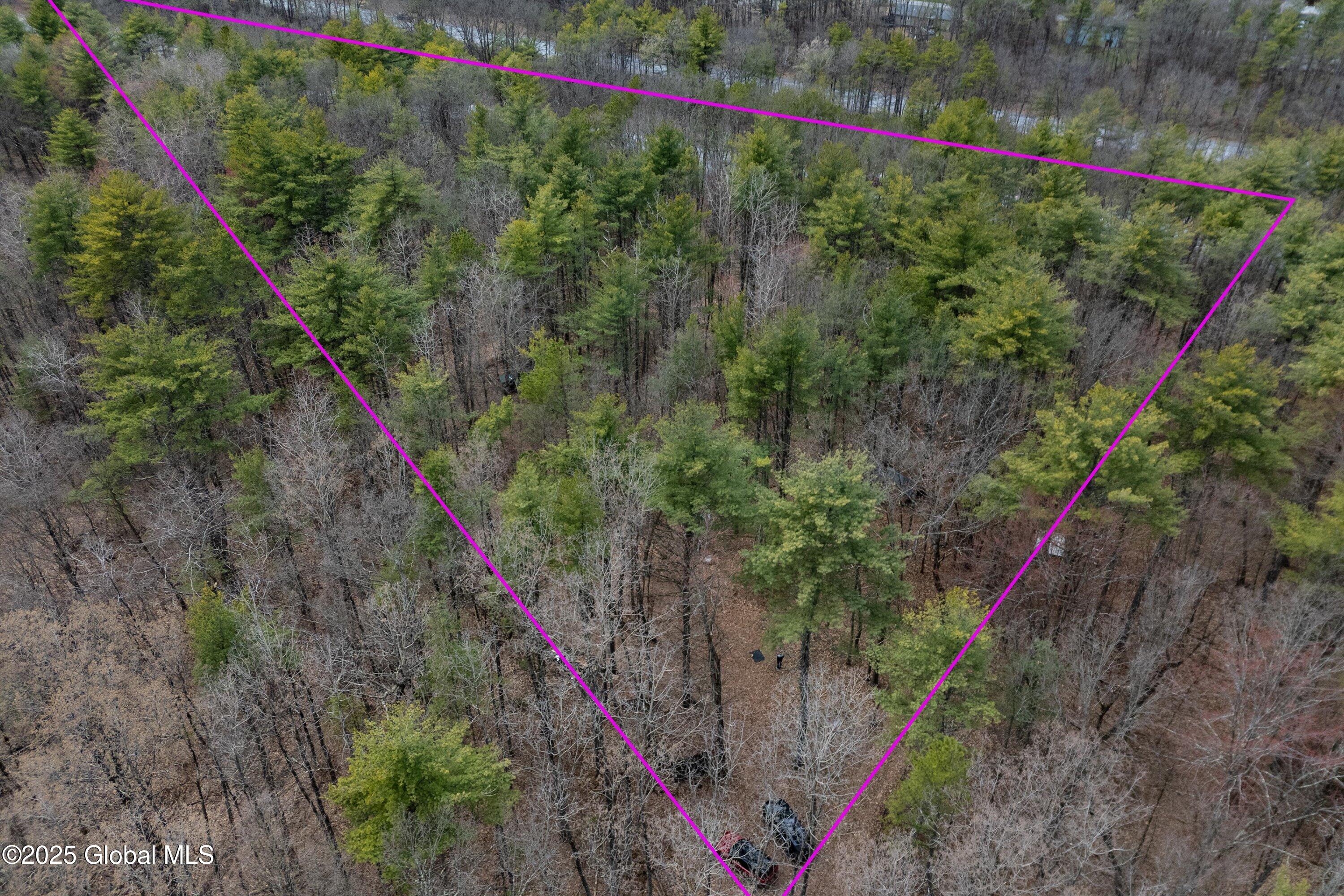 112 Redmond Road Moreau, NY 12831 - Photo 4 of 11 112 Redmond Rd