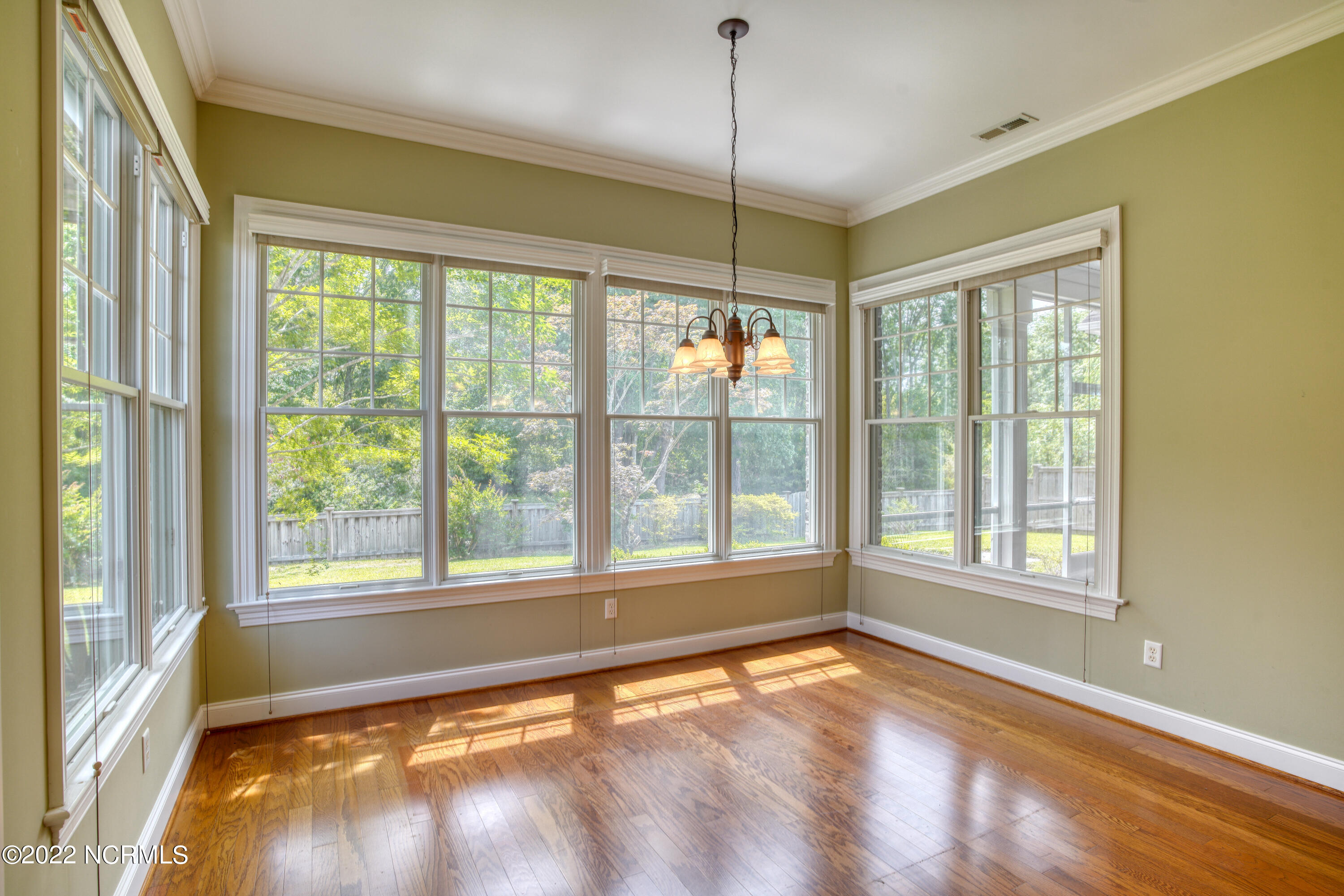 604 Tanbridge Road Wilmington, NC 28405 - Photo 14 of 33 Breakfast Nook