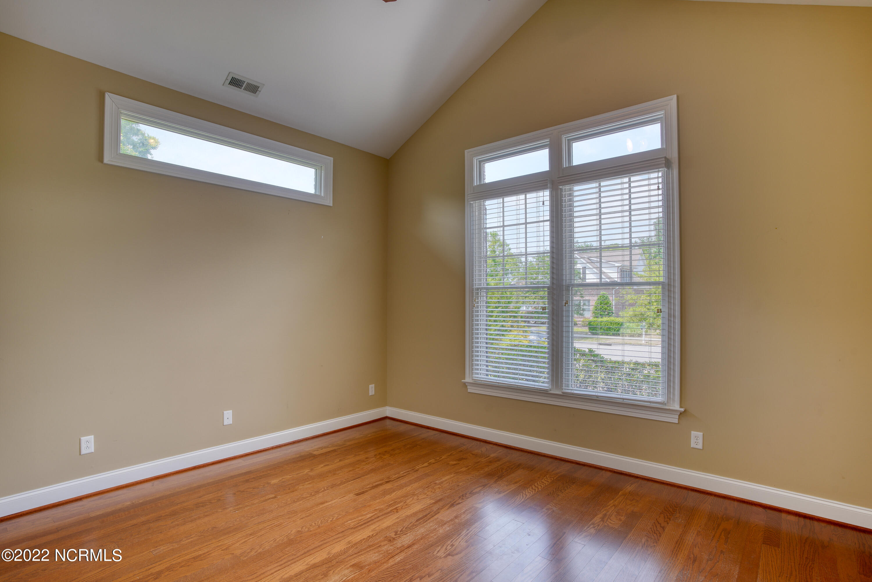 604 Tanbridge Road Wilmington, NC 28405 - Photo 20 of 33 Front Bedroom / Home Office