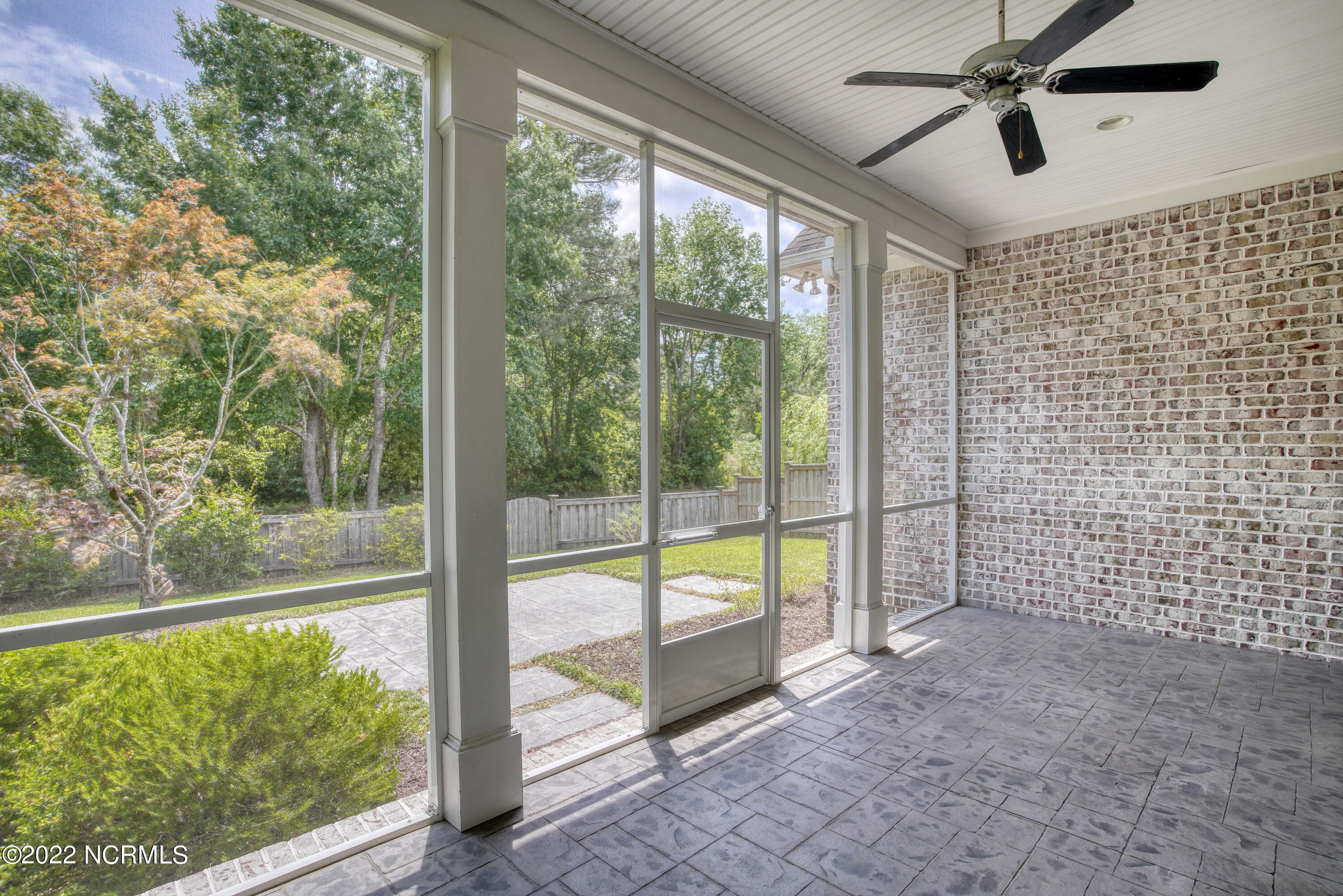 604 Tanbridge Road Wilmington, NC 28405 - Photo 28 of 33 Screened Porch