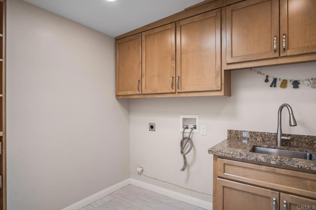 2211 Winterwarm Drive Fallbrook, CA 92028 - Photo 23 of 36