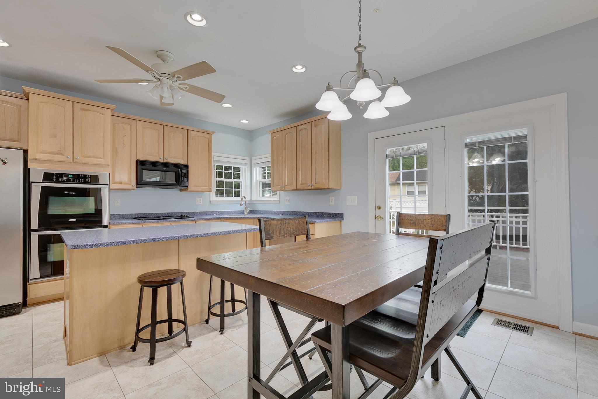 619 Crawfords Ridge Road Odenton, MD 21113 - Photo 14 of 41 Breakfast Room