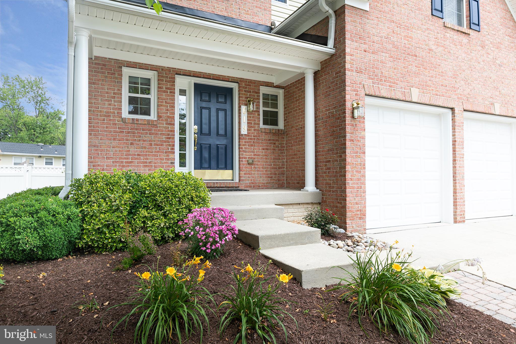 619 Crawfords Ridge Road Odenton, MD 21113 - Photo 3 of 41 Front Porch