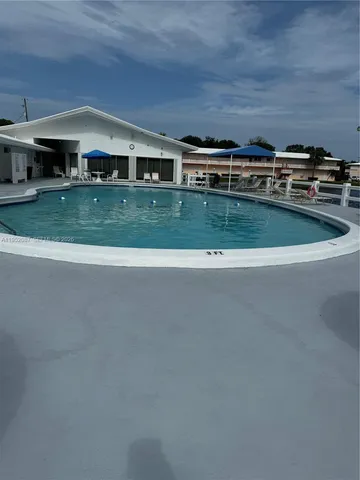 $89,995 | 900 Southwest 11th Avenue, Unit 4C, Hallandale Beach, FL 33009