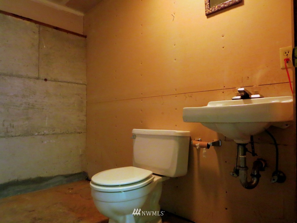 116 Rayburn Road West Winlock, WA 98596 - Photo 19 of 25