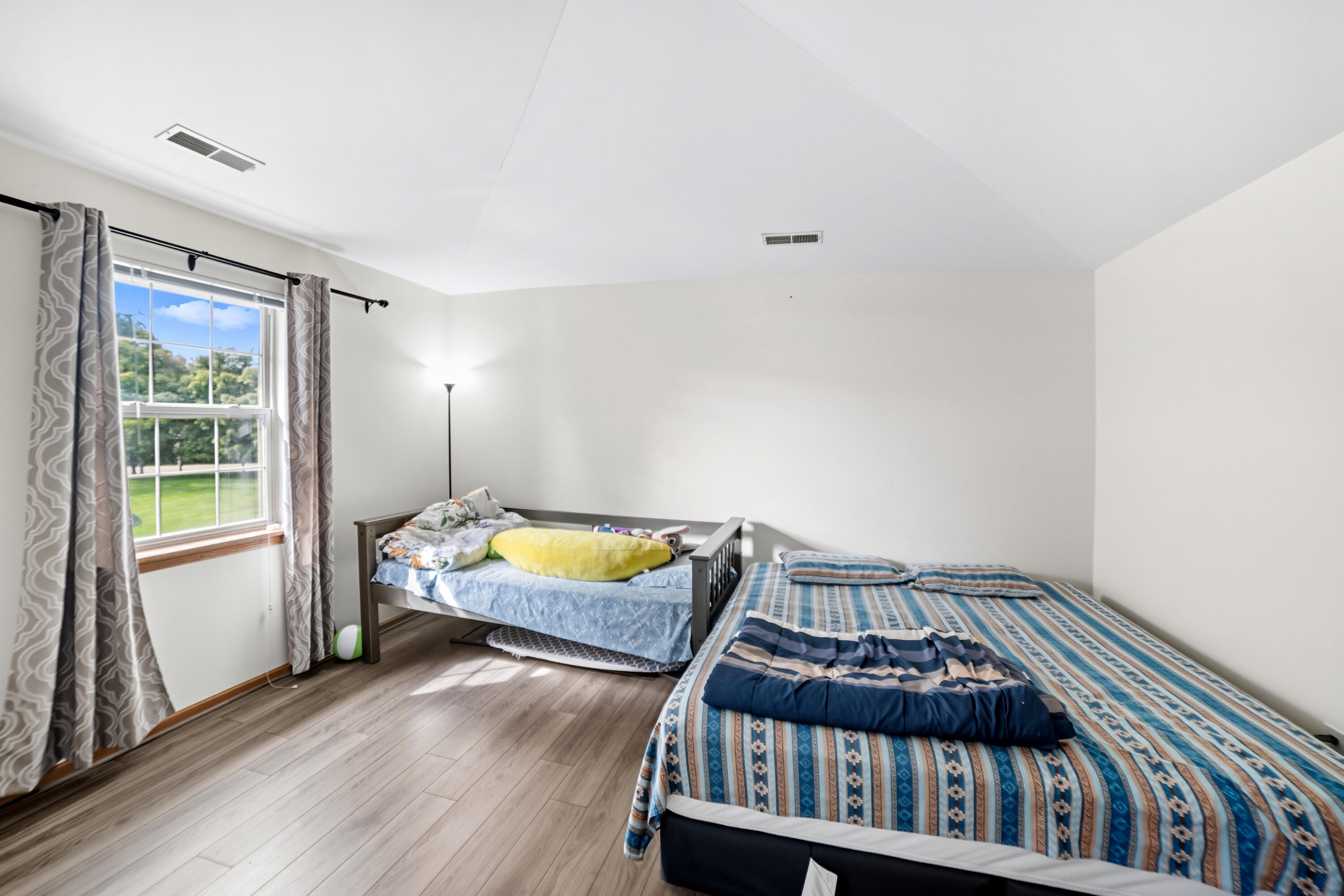 18740 Emerald Circle, Unit E Brookfield, WI 53045 - Photo 14 of 27 IMG_0812