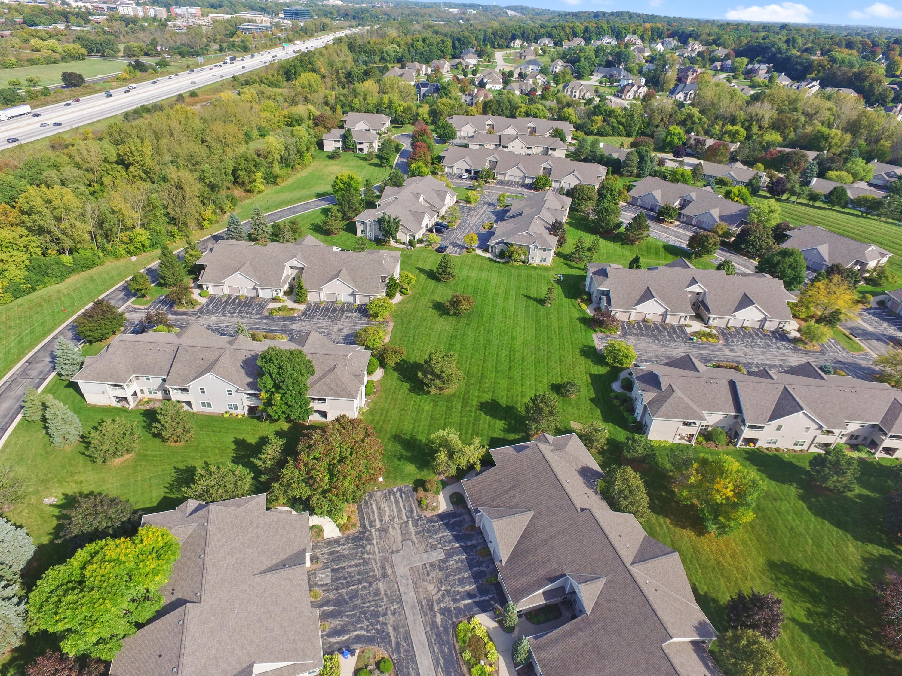 18740 Emerald Circle, Unit E Brookfield, WI 53045 - Photo 26 of 27 IMG_0787