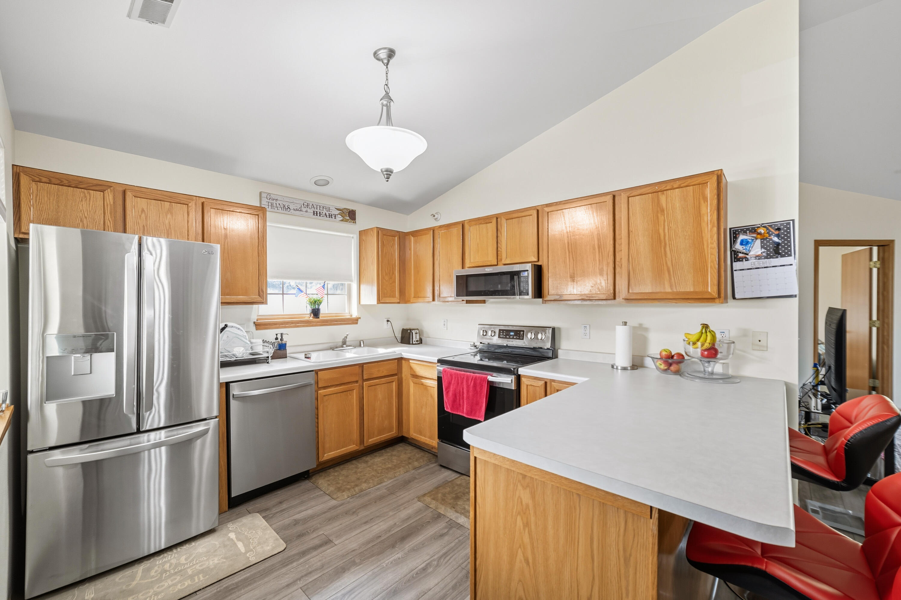 18740 Emerald Circle, Unit E Brookfield, WI 53045 - Photo 8 of 27 IMG_0805