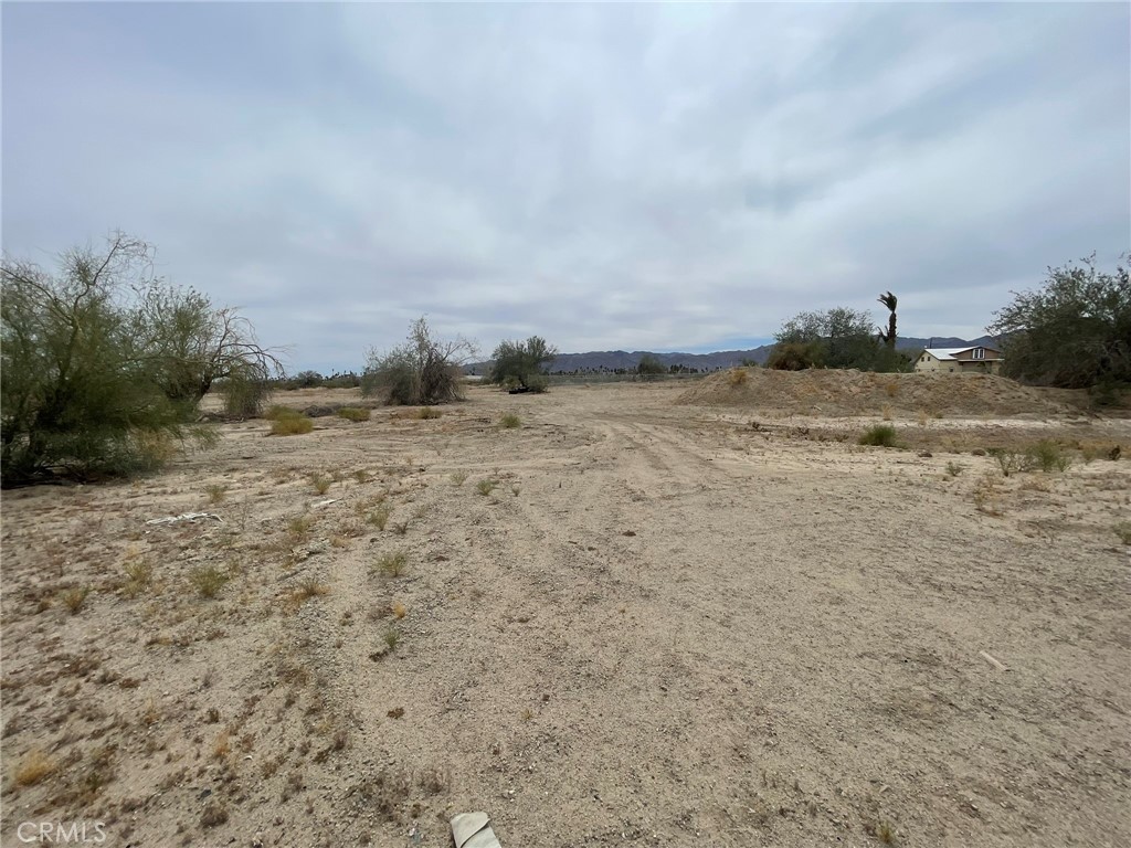25550 Kaiser Road Desert Center, CA 92239 - Photo 7 of 13