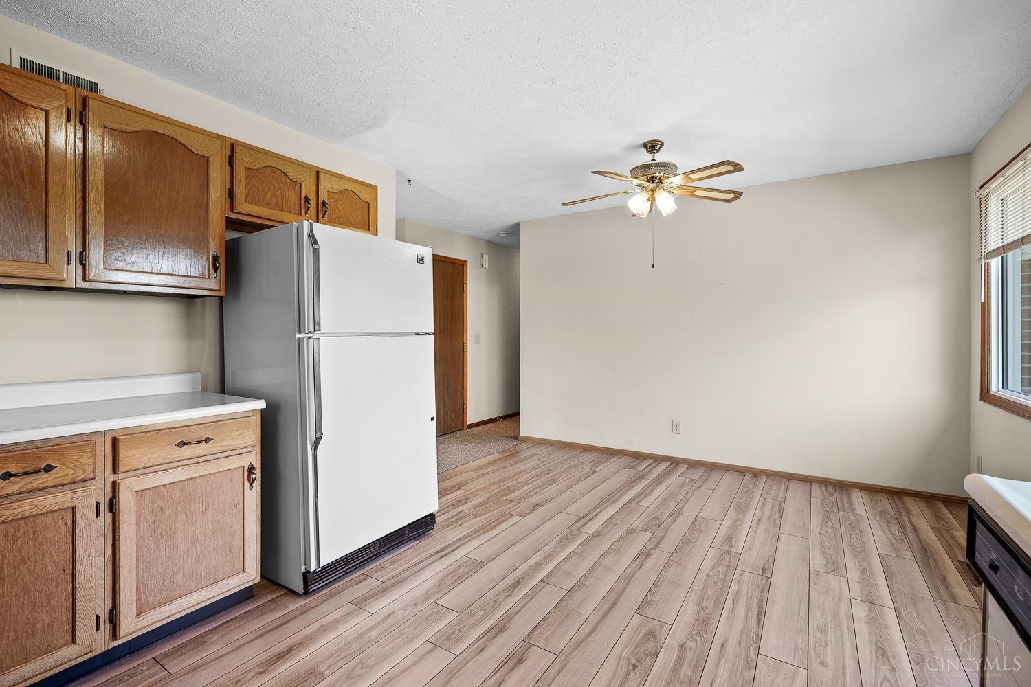 6428 Thompson Road Cincinnati, OH 45247 - Photo 16 of 62