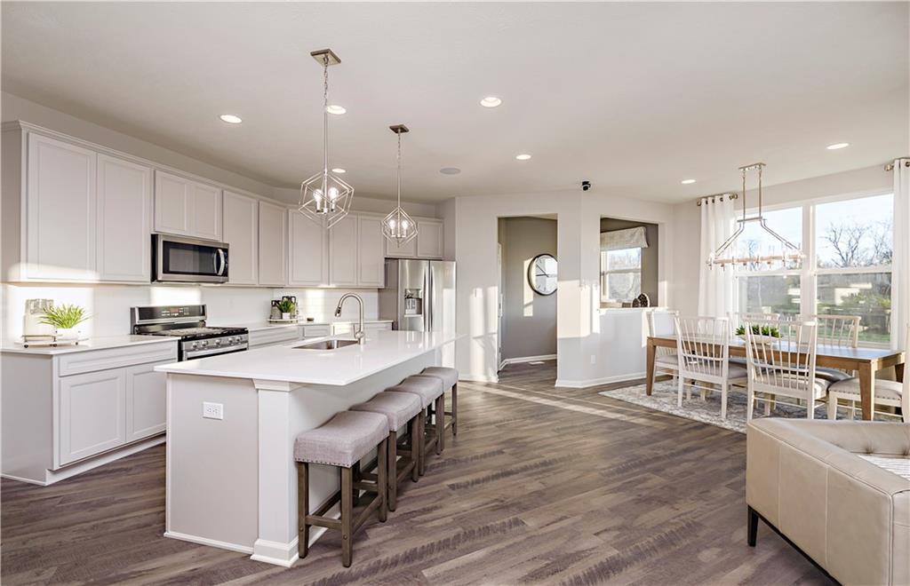 15639 Memorial Way Fishers, IN 46037 - Photo 12 of 31