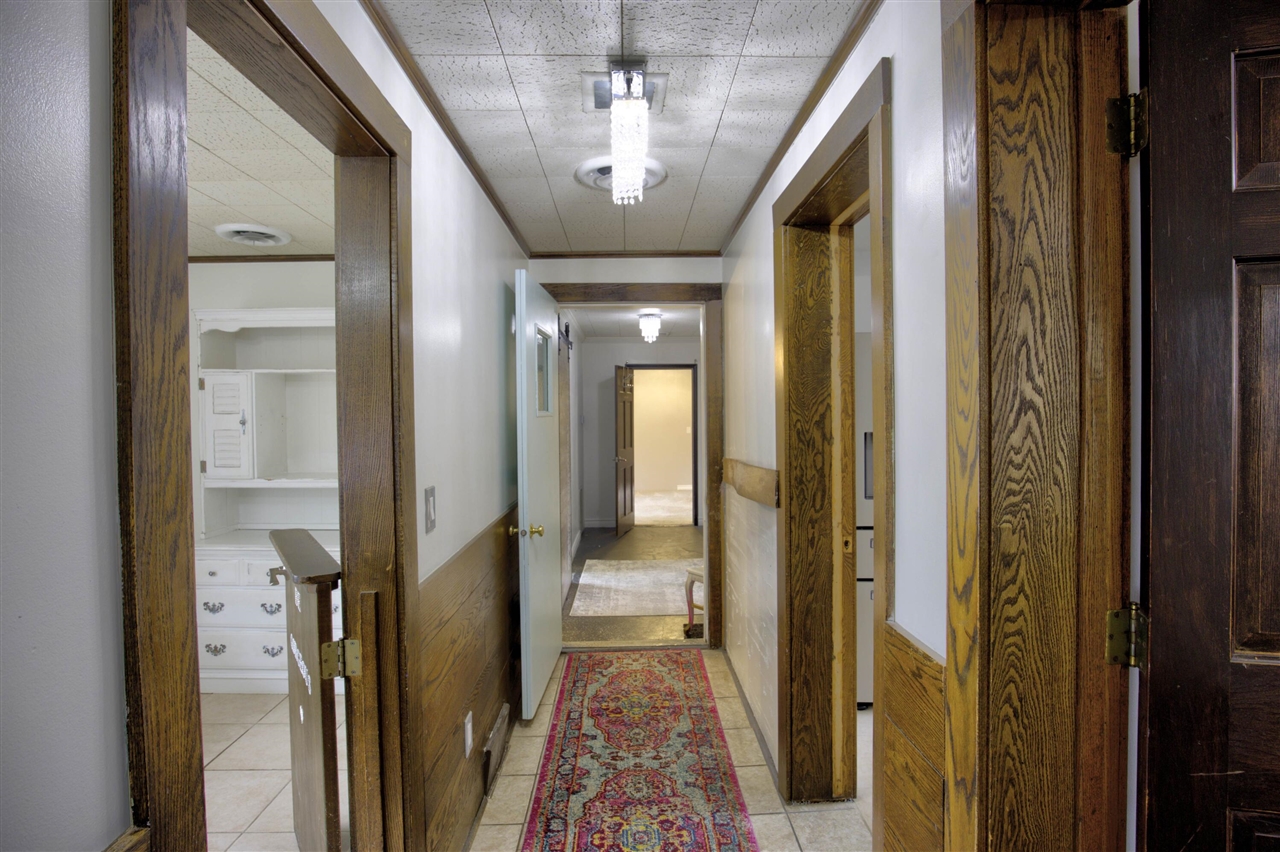4491 South Jackson Road Jackson, MI 49203 - Photo 19 of 77