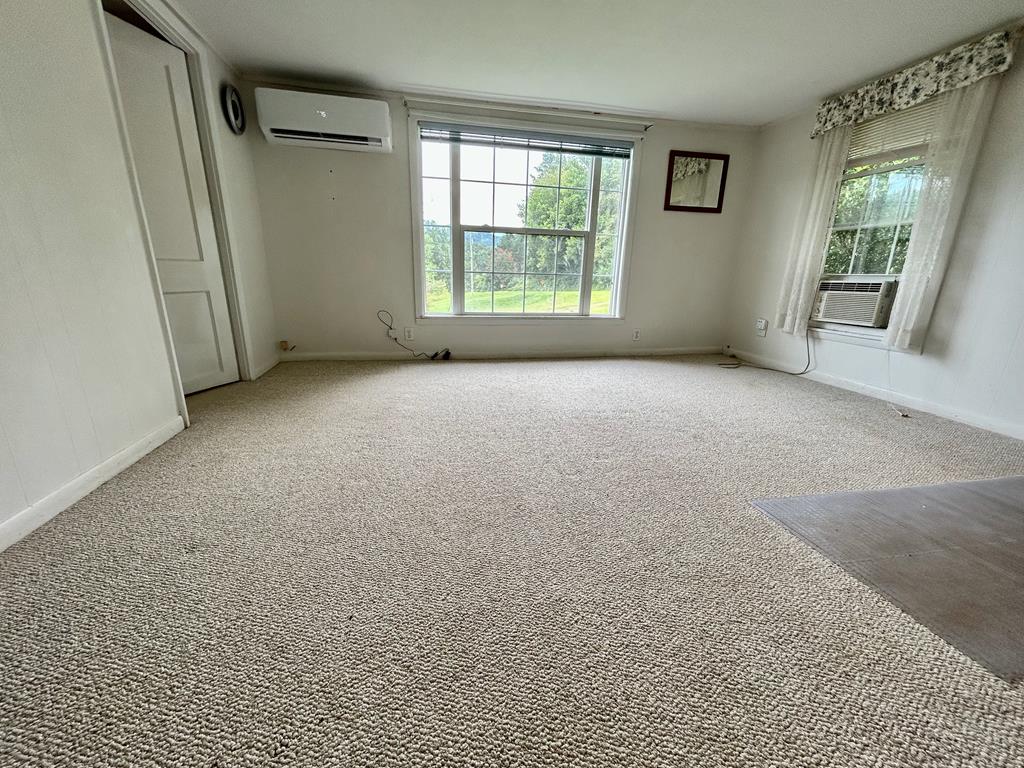 136 West Vineyard Road Hayesville, NC 28904 - Photo 4 of 19