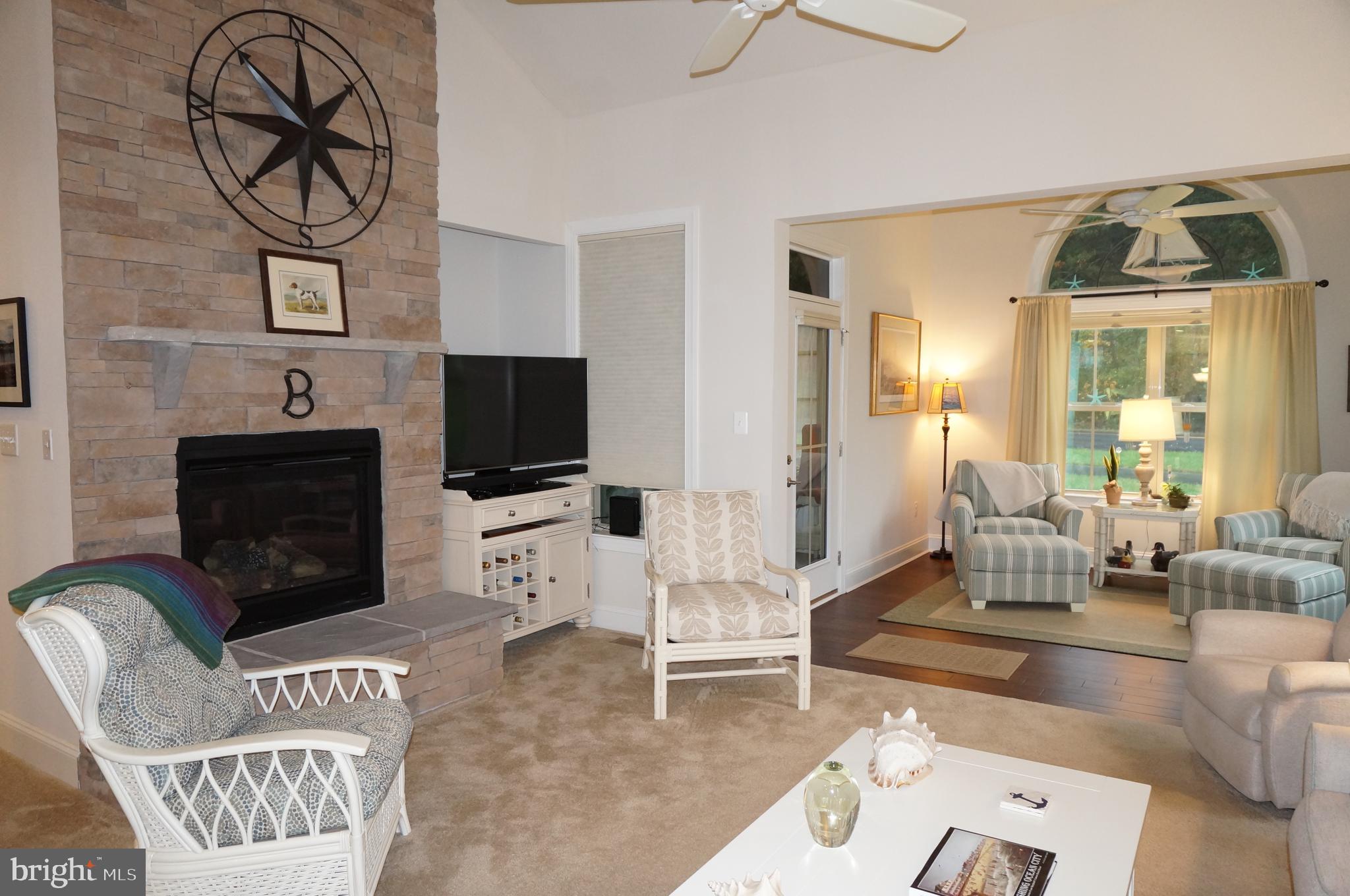 32791 Widgeon Road Ocean View, DE 19970 - Photo 11 of 31 Living Room