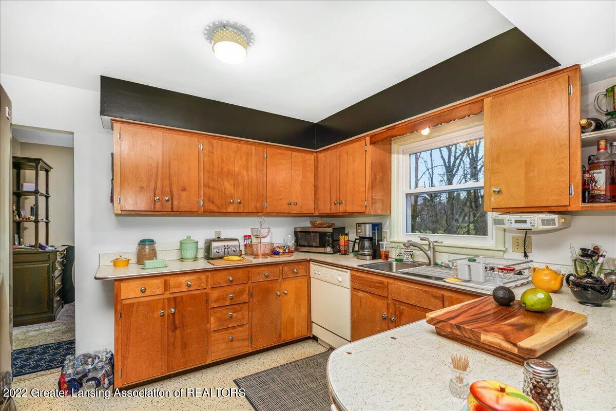 3876 Zimmer Road Williamston, MI 48895 - Photo 8 of 32 08-Media Jett-16