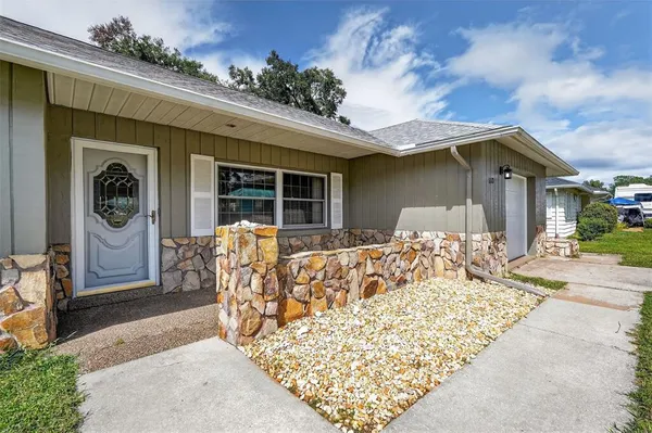 $219,900 | 553 West Buttonbush Drive, Beverly Hills, FL 34465