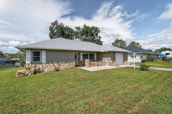 $219,900 | 553 West Buttonbush Drive, Beverly Hills, FL 34465