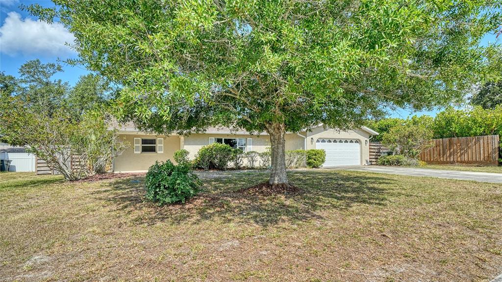 1546 Georgetowne Lane Sarasota, FL 34232 - Photo 1 of 36